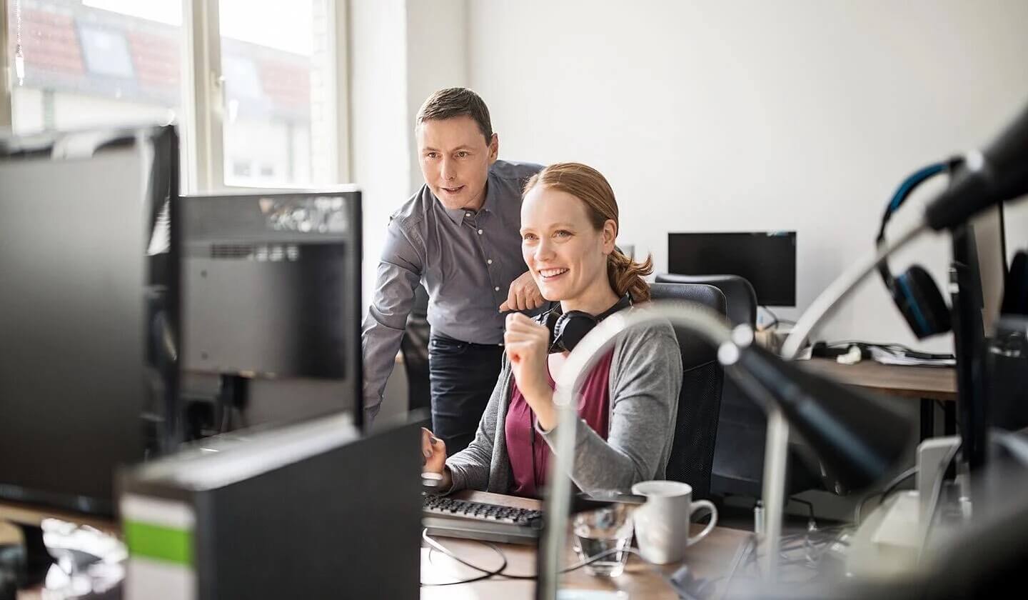 How To Recall Or Revoke An Email Sent In Outlook how-to-recall-or-revoke-an-email-sent-in-outlook